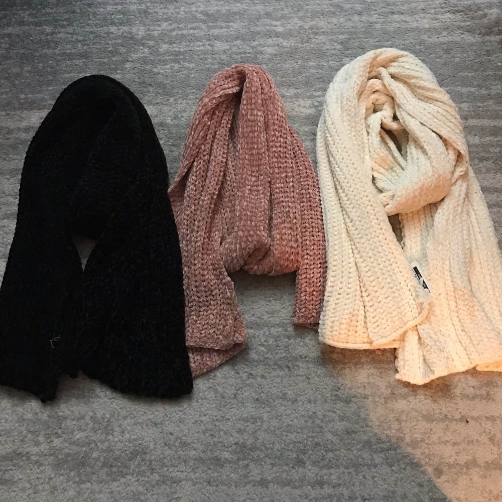 Scarf Bundle - image 3